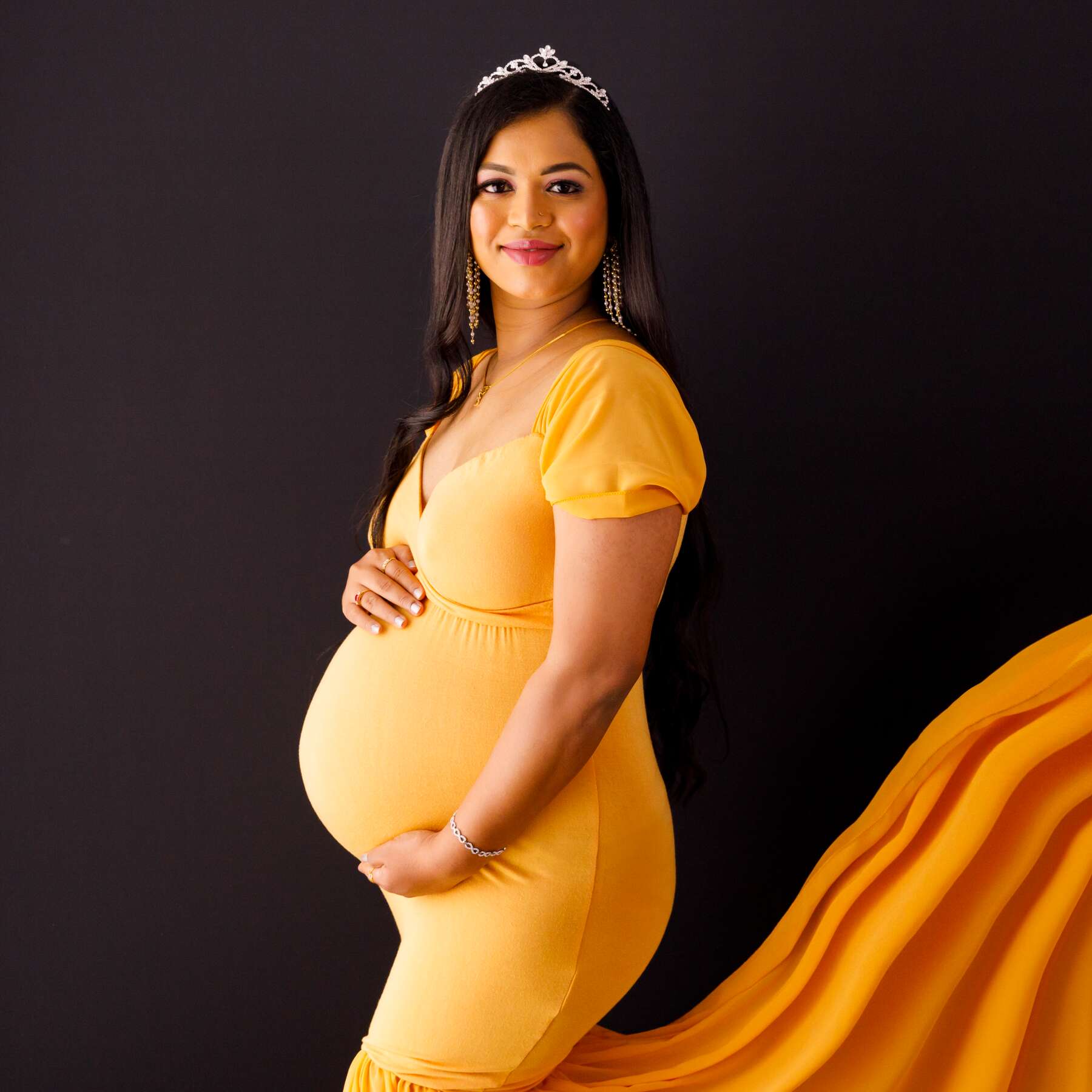 Maternity photography in Perth bump