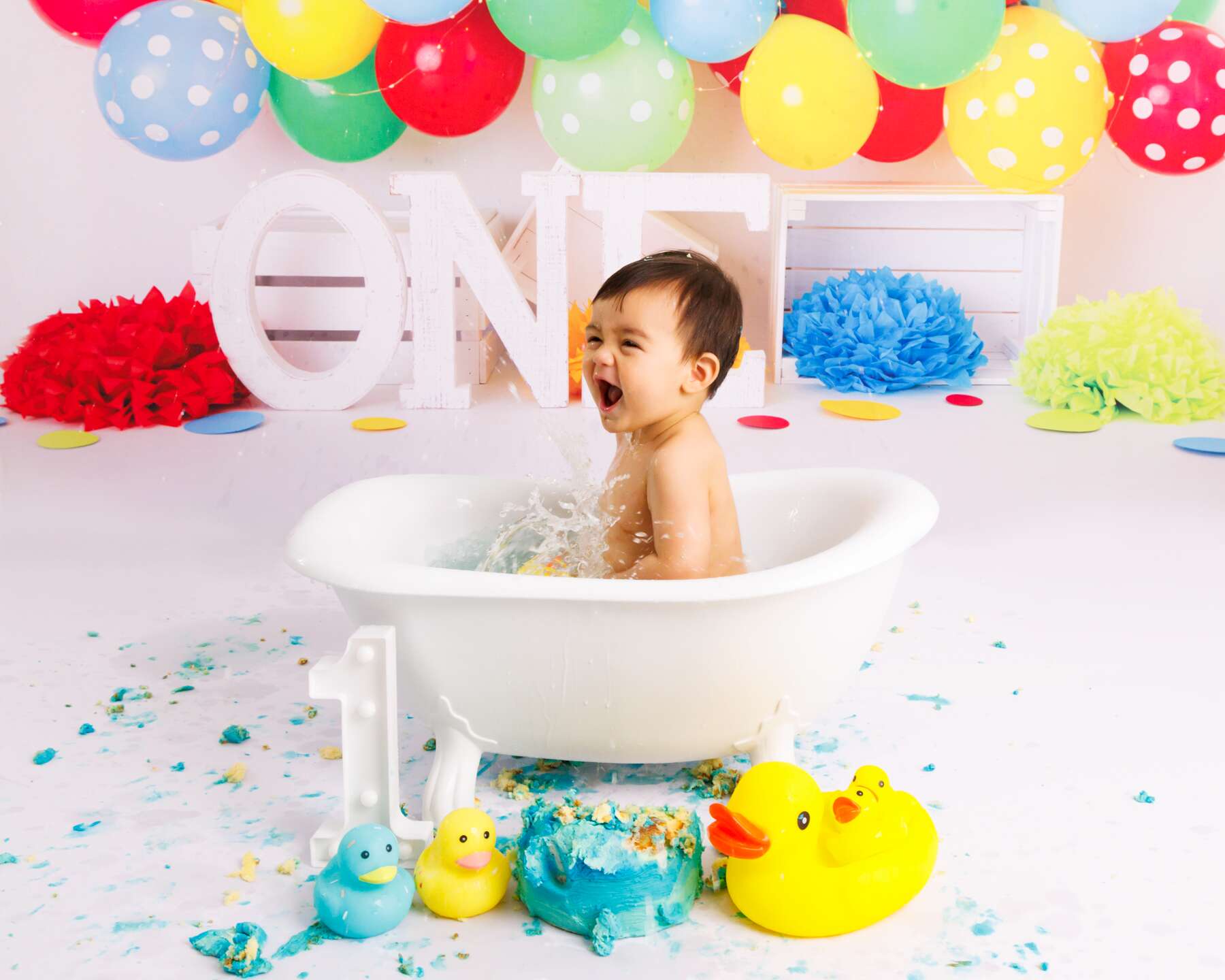 Cake smash photography in Perth