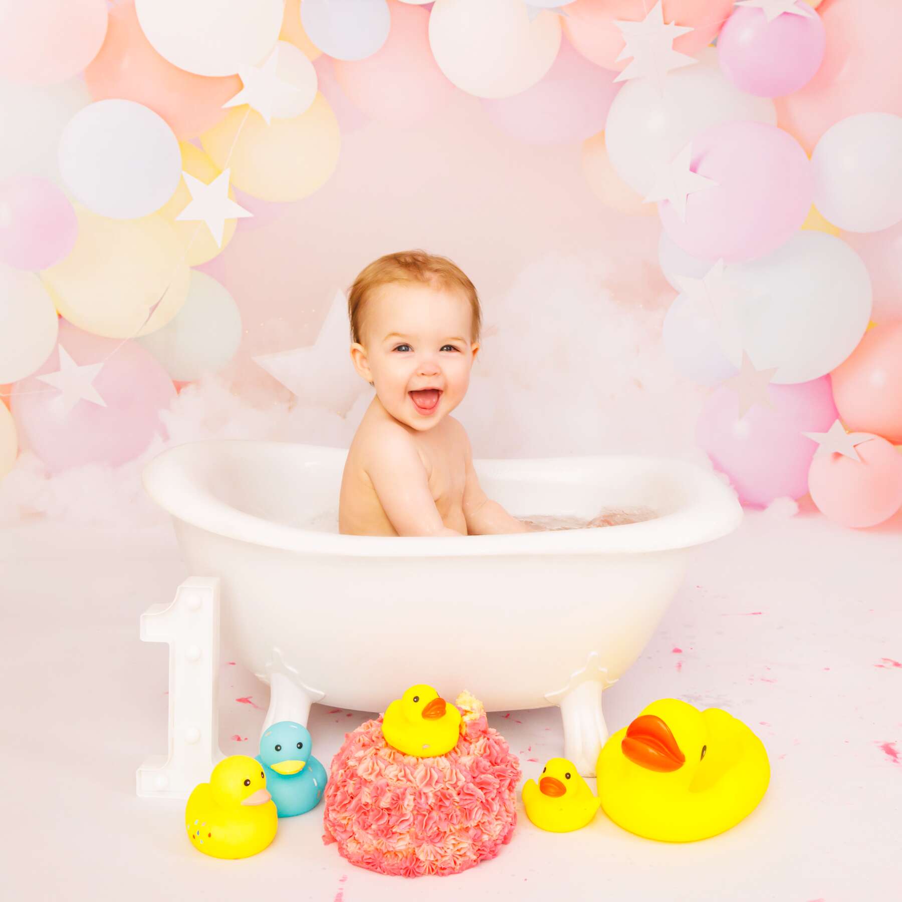 Cake smash photography in Perth