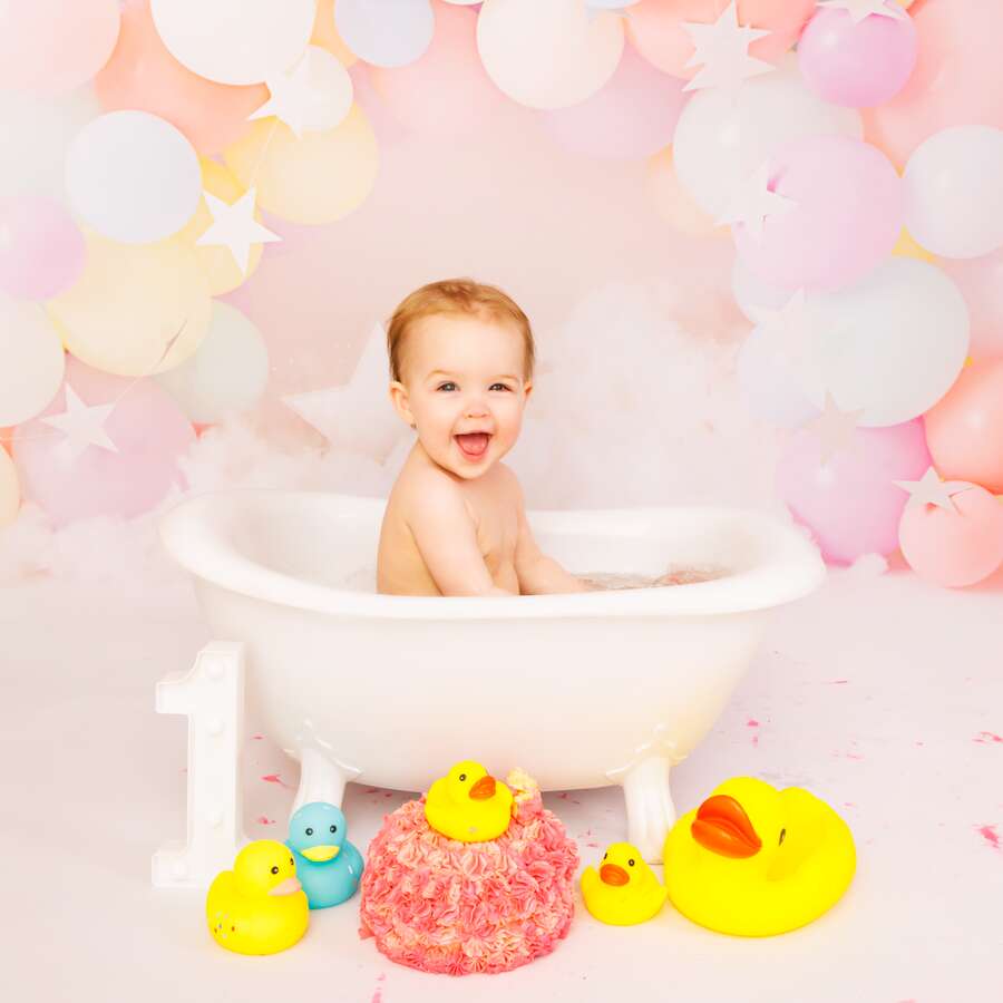 Cake smash photography in Perth