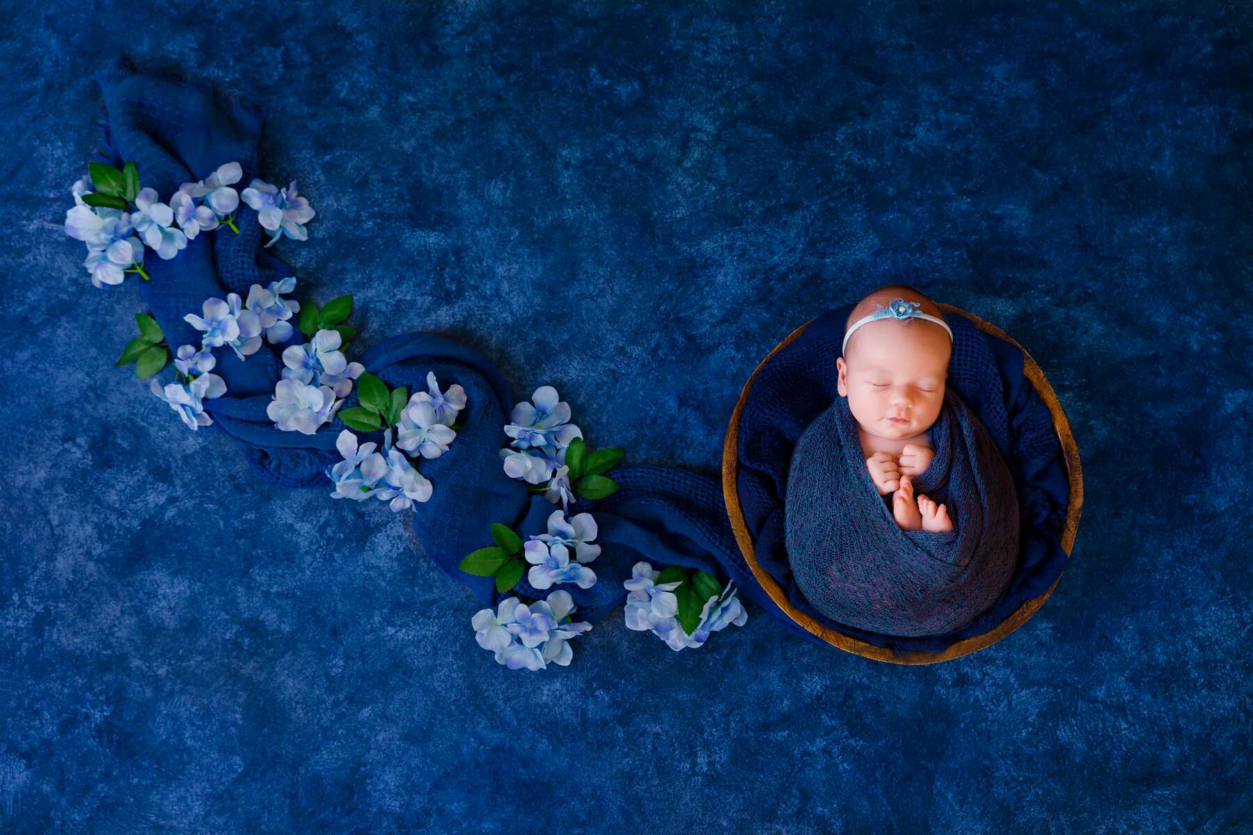 Newborn photography in Perth ultimate