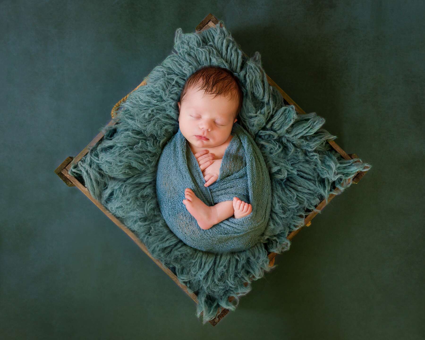 Newborn photography in Perth ultimate